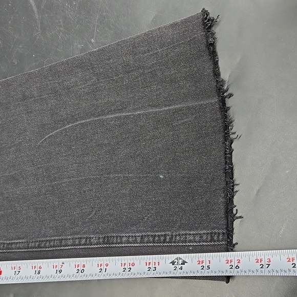 Old Navy Jeans Higher High Rise Flare Raw Hem Black Wash 8 - Picture 6 of 9